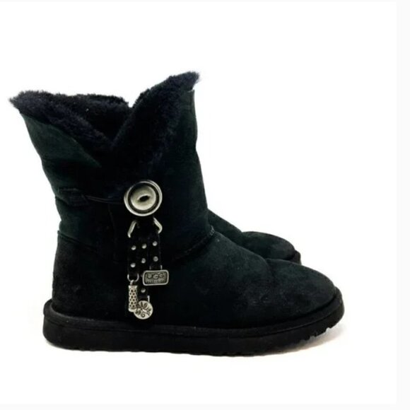 UGG Australia Azalea Black Sheepskin Shearling & UGG Charms Boots - Size 7 - Picture 4 of 10